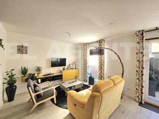  Appartement  vendre 2 pices 63 m