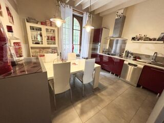  Maison  vendre 6 pices 202 m