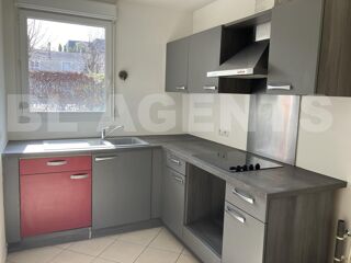  Appartement  vendre 2 pices 61 m