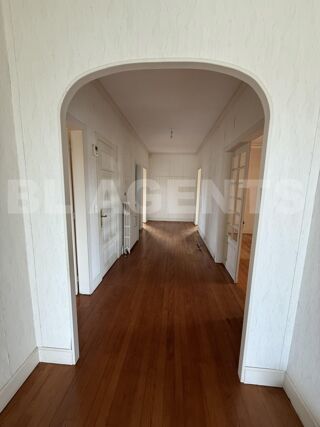  Maison � vendre 9 pi�ces 241 m�