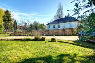  Maison  vendre 9 pices 191 m