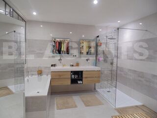  Maison � vendre 10 pi�ces 327 m�