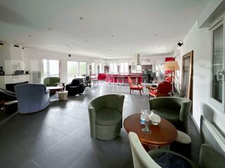  Maison  vendre 6 pices 322 m