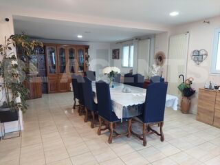  Maison � vendre 7 pi�ces 223 m�