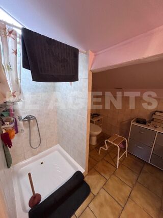  Immeuble � vendre 240 m�