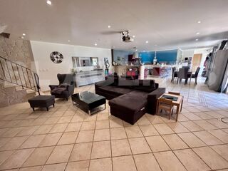  Maison  vendre 7 pices 199 m