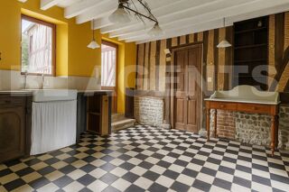  Maison � vendre 10 pi�ces 215 m�