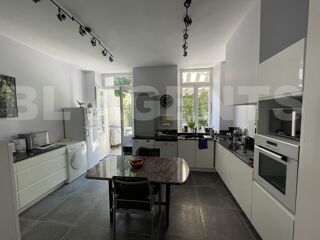  Maison � vendre 9 pi�ces 331 m�