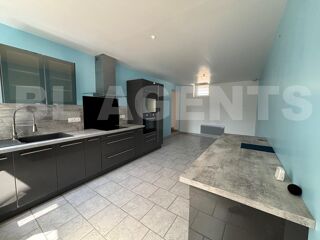  Maison  vendre 5 pices 121 m