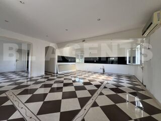  Maison � vendre 5 pi�ces 200 m�