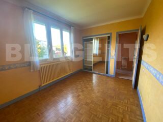  Maison  vendre 7 pices 123 m