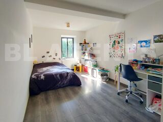  Maison  vendre 7 pices 205 m