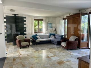  Maison  vendre 10 pices 228 m