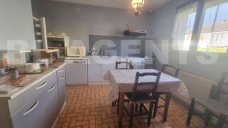  Maison  vendre 5 pices 111 m