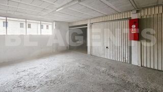  Parking / Garage  vendre 12 m