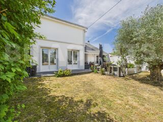  Maison  vendre 6 pices 147 m