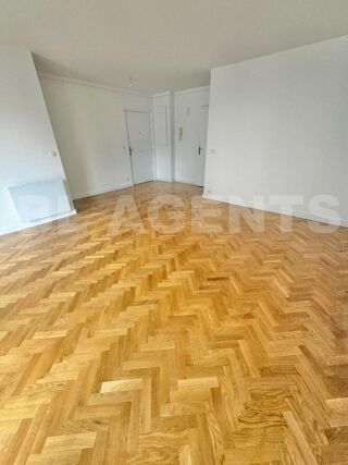  Appartement  vendre 4 pices 82 m