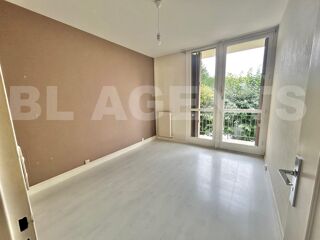  Appartement  vendre 4 pices 73 m