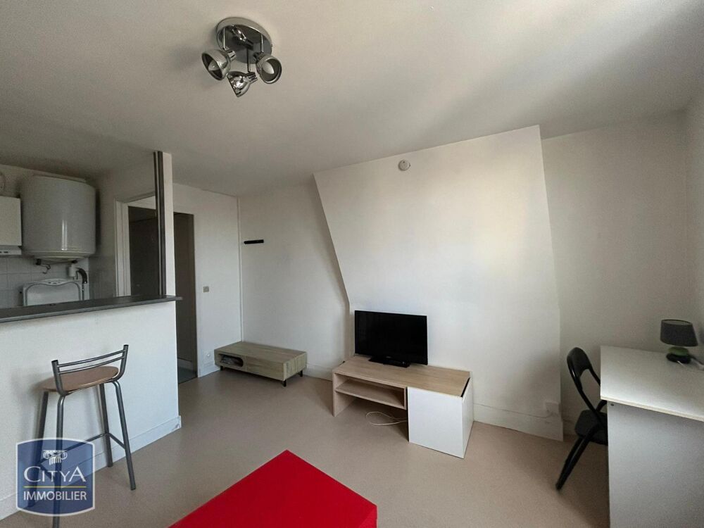 EXCLUSIVITÉ - Studio meublé - En plein coeur de Chartres ....