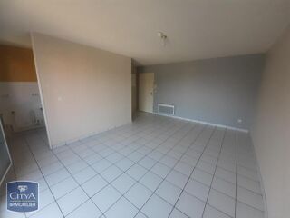  Appartement à louer 2 pièces 53 m²