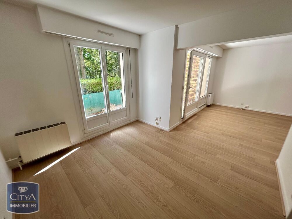 À LOUER : Appartement T5 situé à Maurepas, dans le dépar....