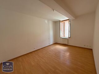  Appartement à louer 3 pièces 49 m²