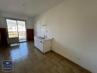 location Appartement - 4 pièce(s) - 110 m² Chambéry (73000)