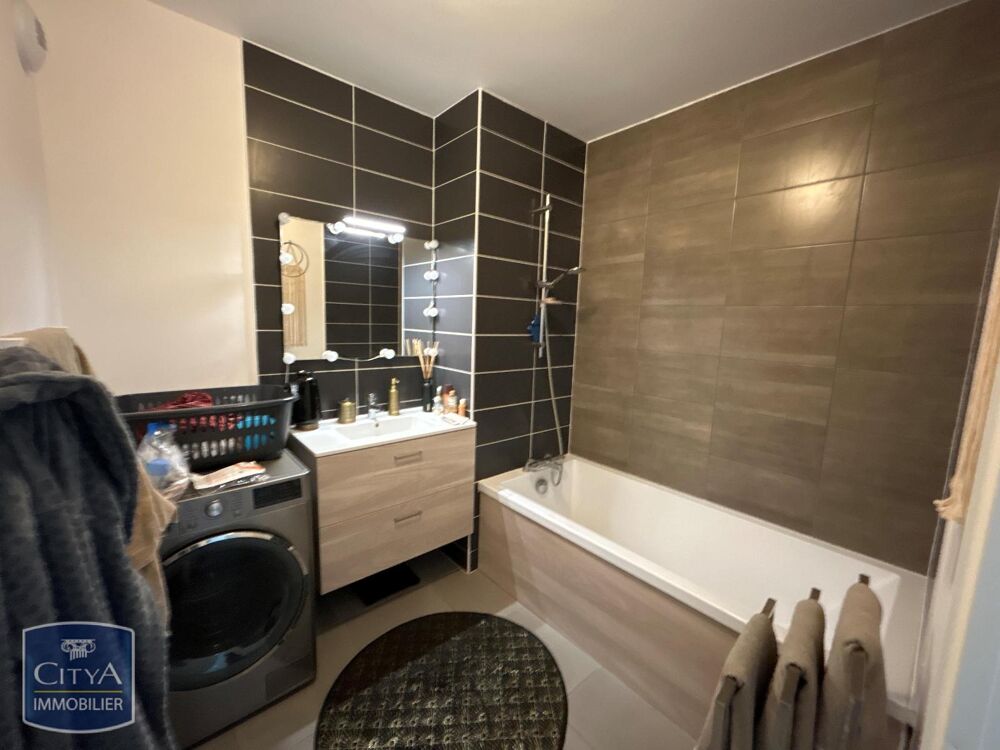 location Appartement - 3 pièce(s) - 61 m² Clermont-Ferrand (63000)
