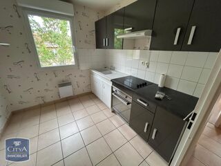  Appartement à louer 3 pièces 63 m²