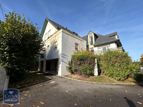  Parking / Garage  louer 