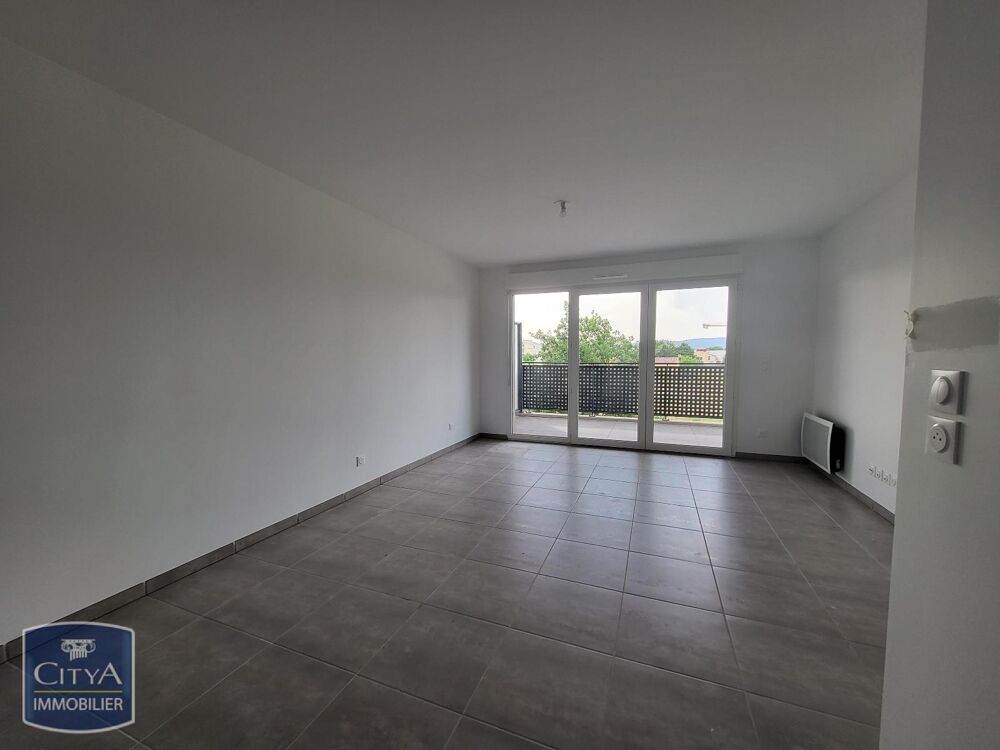 location Appartement - 3 pièce(s) - 65 m² Le Luc (83340)