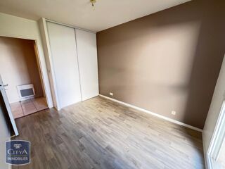  Appartement à louer 3 pièces 60 m²