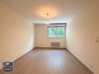  Appartement à louer 2 pièces 39 m²