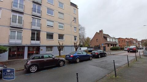 &Agrave; LOUER : Local professionnel situ&eacute; &agrave; La Madeleine. C... 682 59110 La madeleine