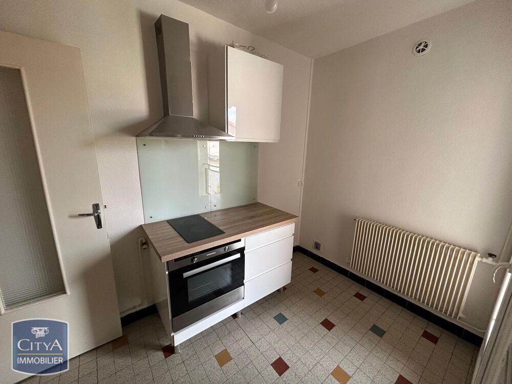 ROANNE - GRAND T3- GARAGE Venez découvrir cet appartemen....