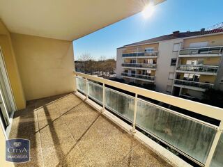  Appartement à louer 3 pièces 64 m²
