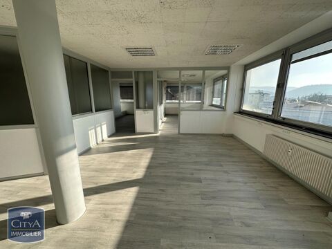   Location / Local Commercial - 91 m² 
