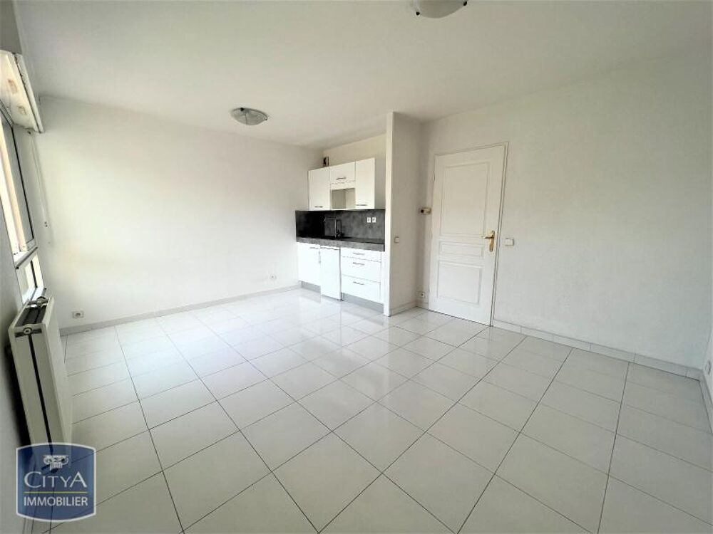 location Appartement - 1 pièce(s) - 29 m² Marseille 6