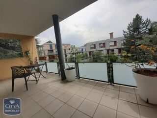  Appartement à louer 3 pièces 70 m²