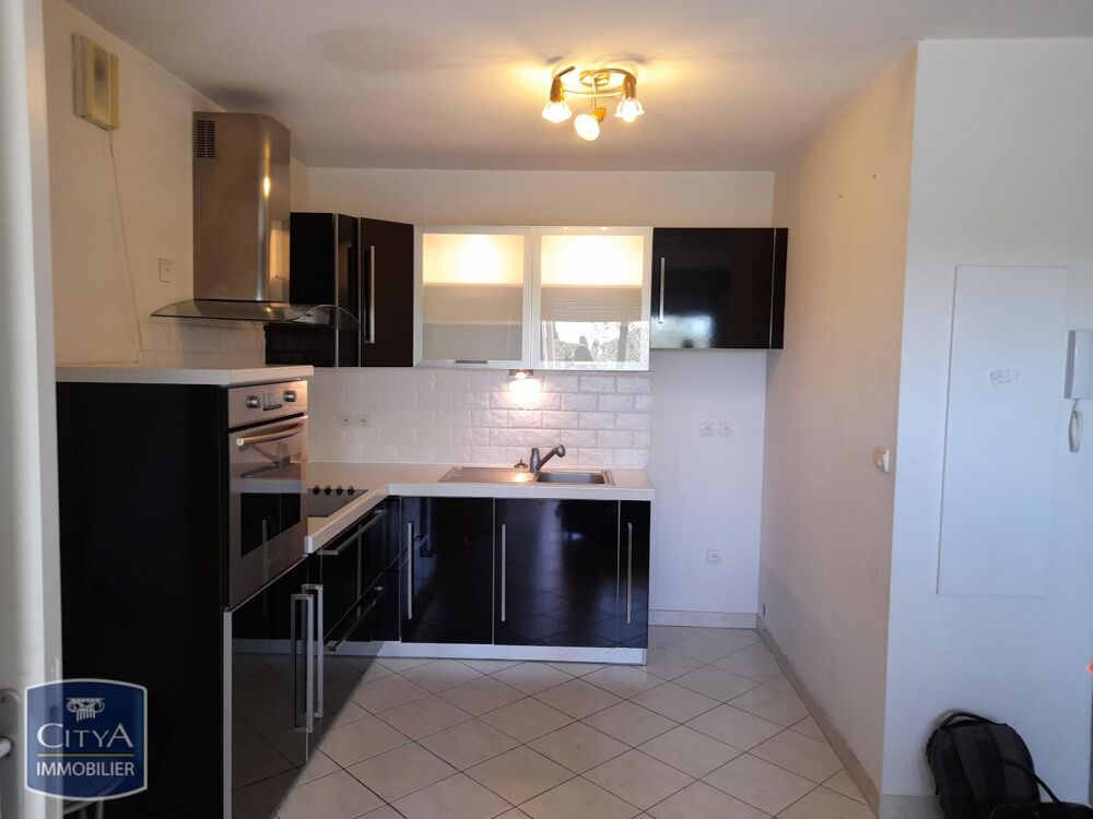 location Appartement - 2 pièce(s) - 40 m² Istres (13800)