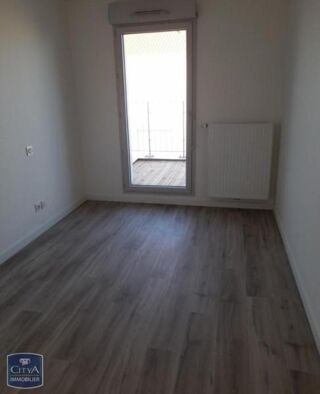  Appartement à louer 3 pièces 56 m²