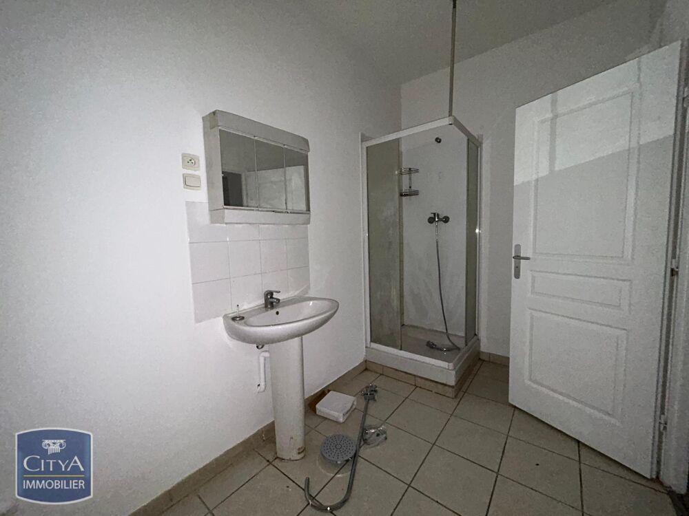 location Appartement - 2 pièce(s) - 52 m² Carpentras (84200)