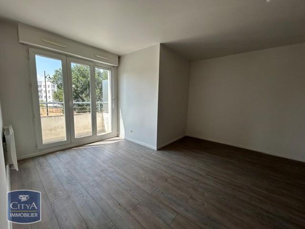 A LOUER Bel appartement de type T2 situé à CORBEIL ESSON....