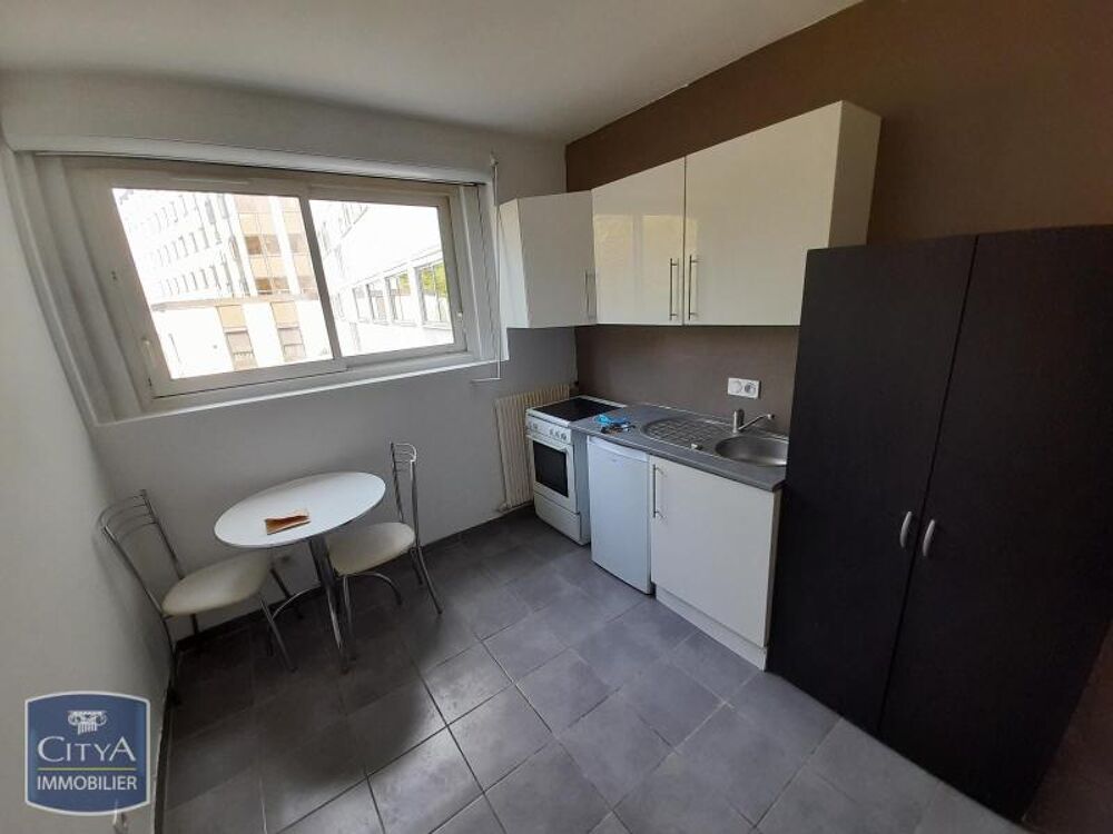 location Appartement - 1 pièce(s) - 17 m² Bourges (18000)