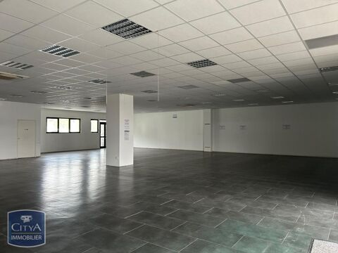   Location / Local Commercial 