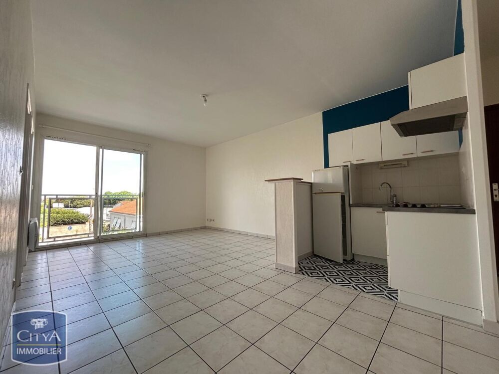 location Appartement - 2 pièce(s) - 51 m² Niort (79000)