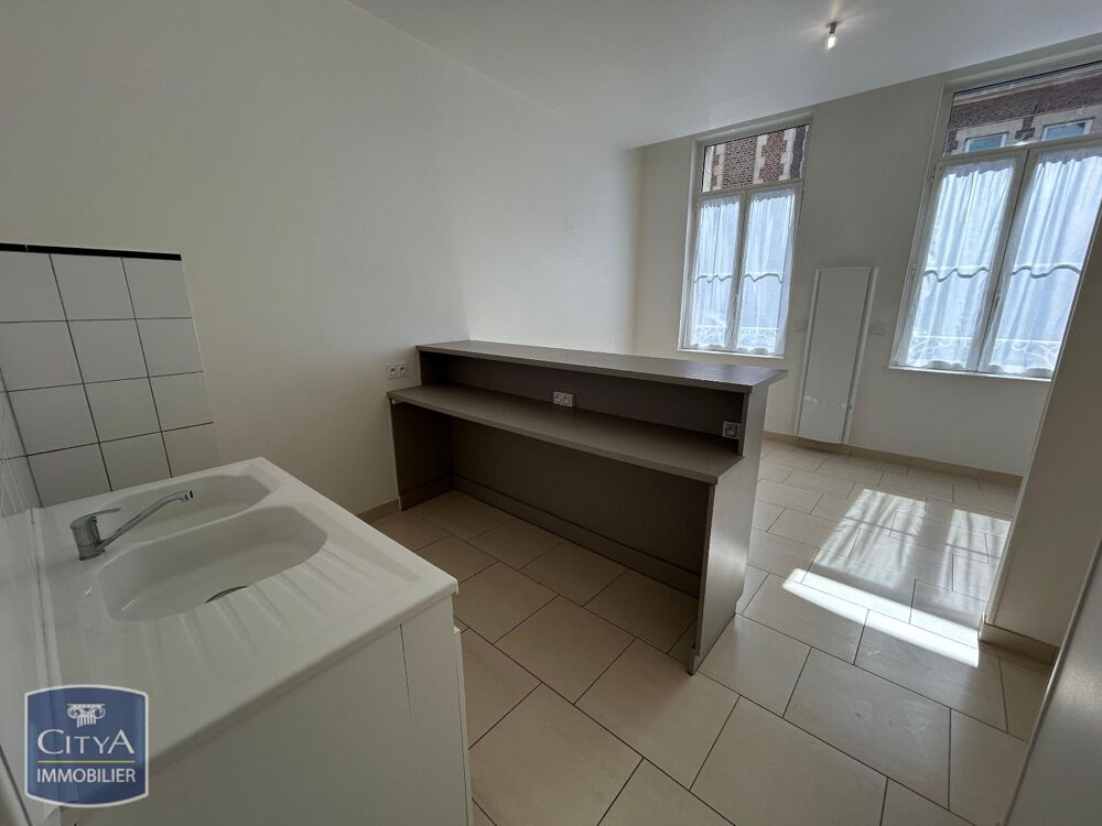 location Appartement - 3 pièce(s) - 93 m² Saint-Quentin (02100)