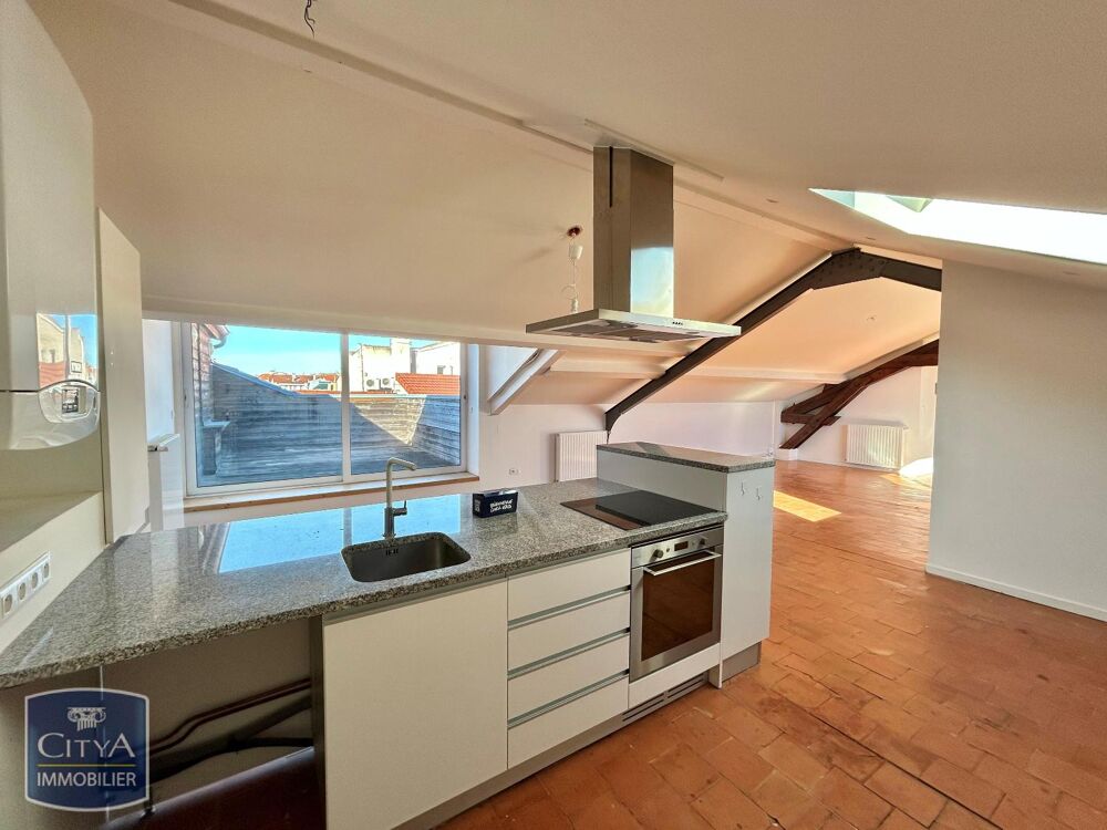 location Appartement - 5 pièce(s) - 74 m² Saint-Étienne (42000)