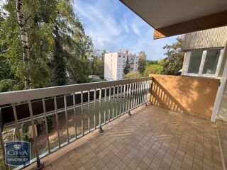  Appartement à louer 2 pièces 53 m²