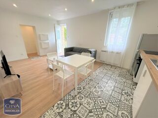  Appartement à louer 2 pièces 43 m²